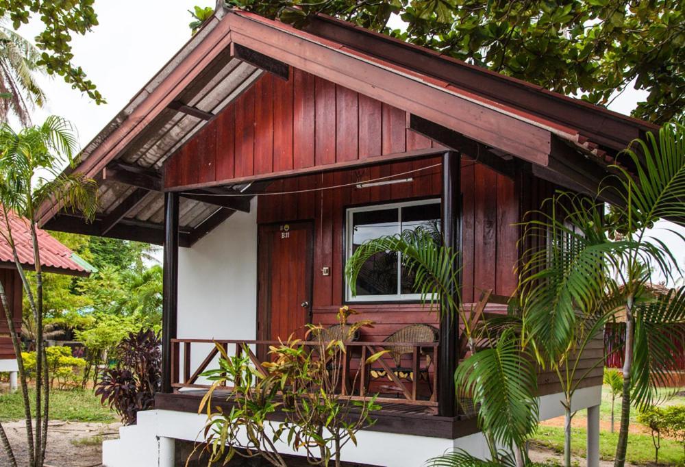 The Beach Village Ko Pha Ngan Room photo