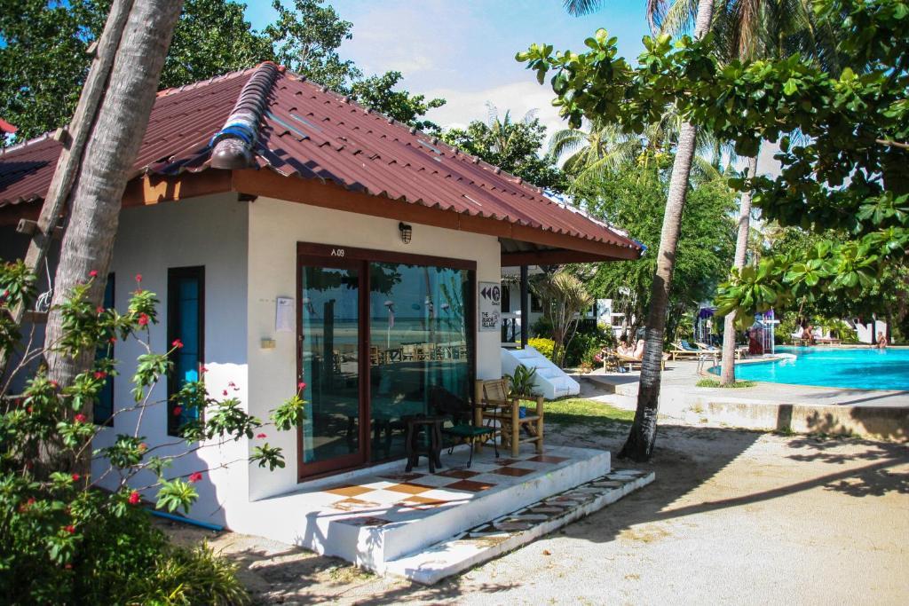The Beach Village Ko Pha Ngan Room photo