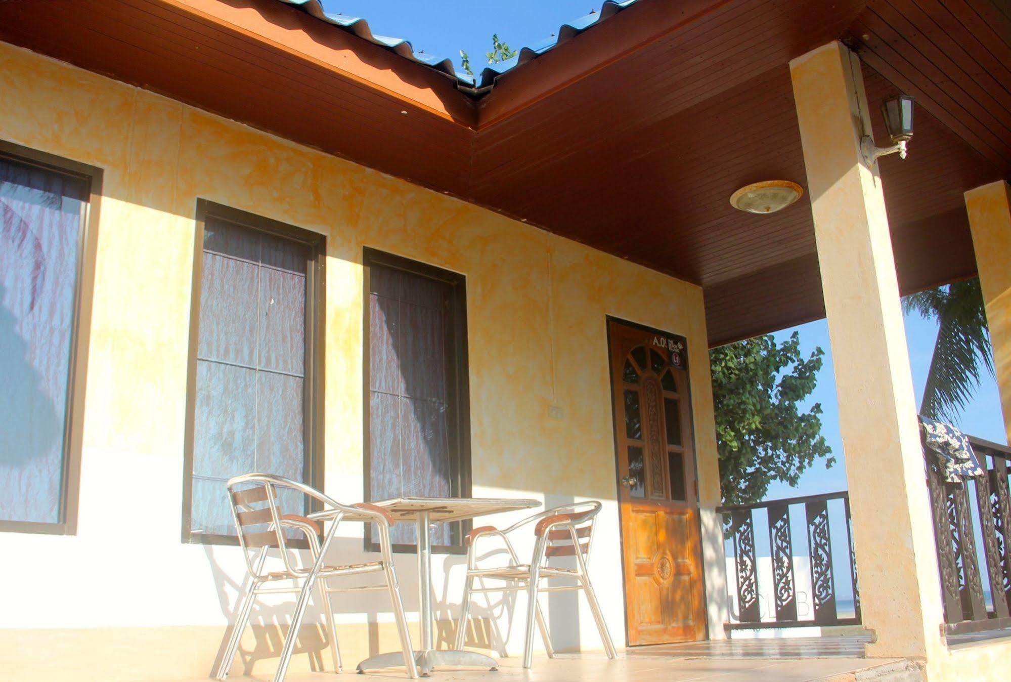 The Beach Village Ko Pha Ngan Exterior photo